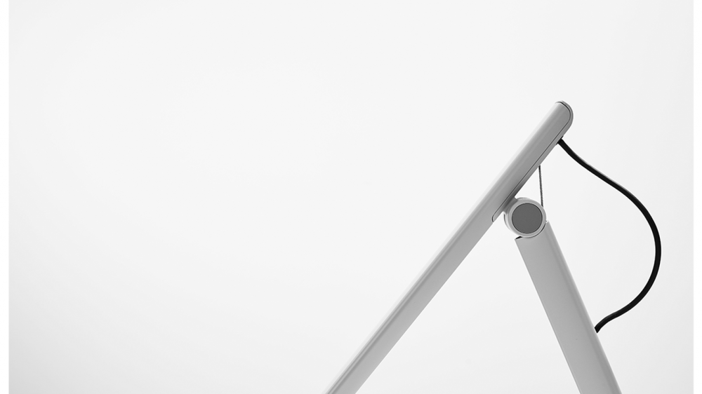 Humanscale Nova led bureaulamp