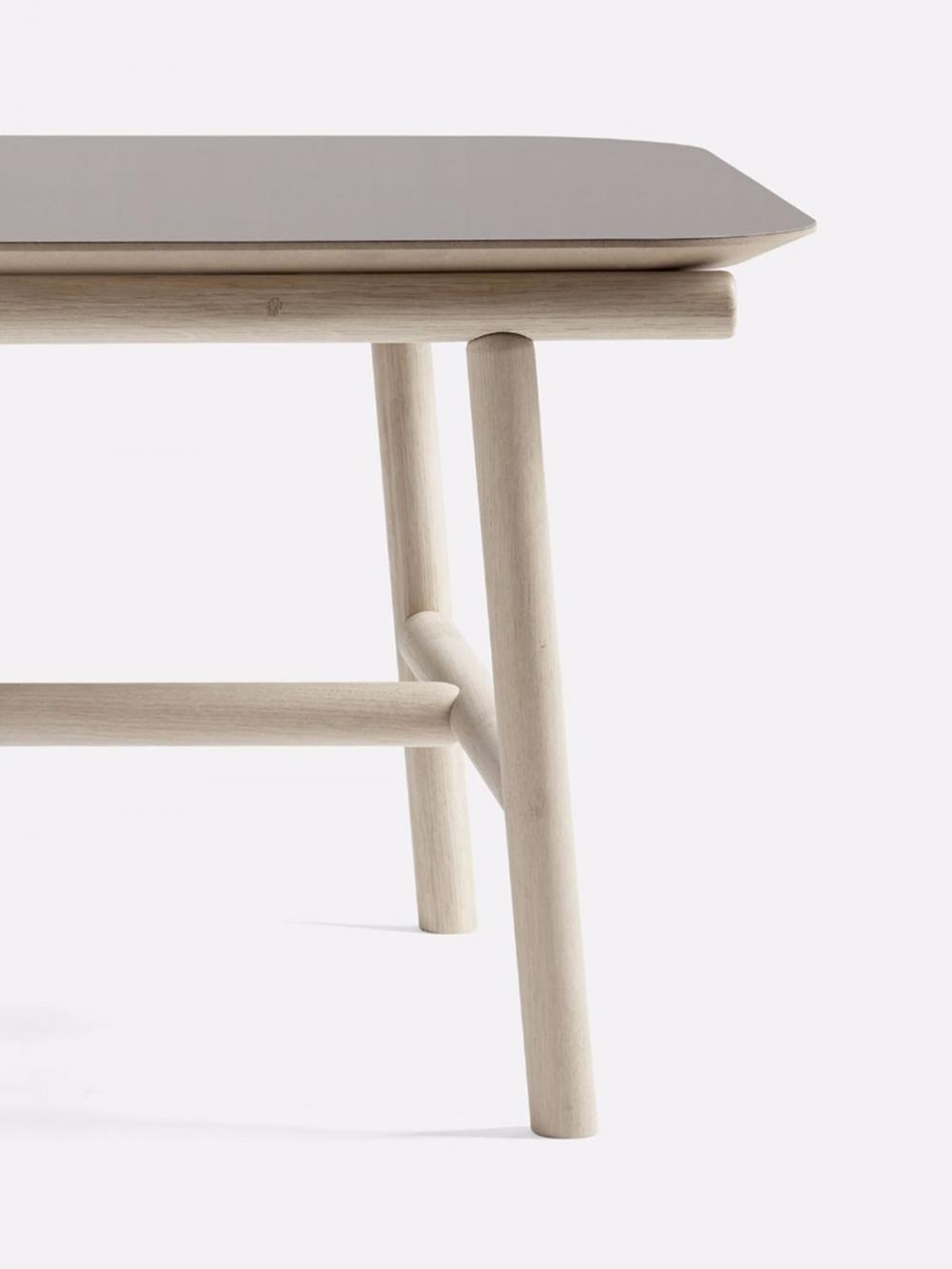 +Halle For Now Table